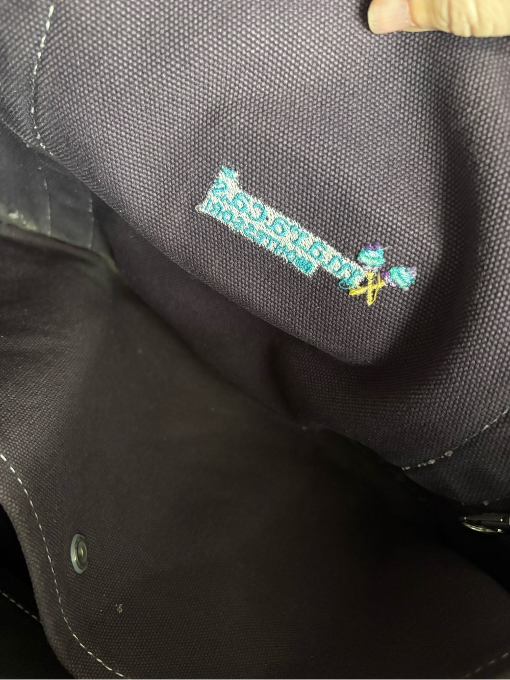Lands’ End Navy Tote Bag with Coach Patch - Picture 5 of 8
